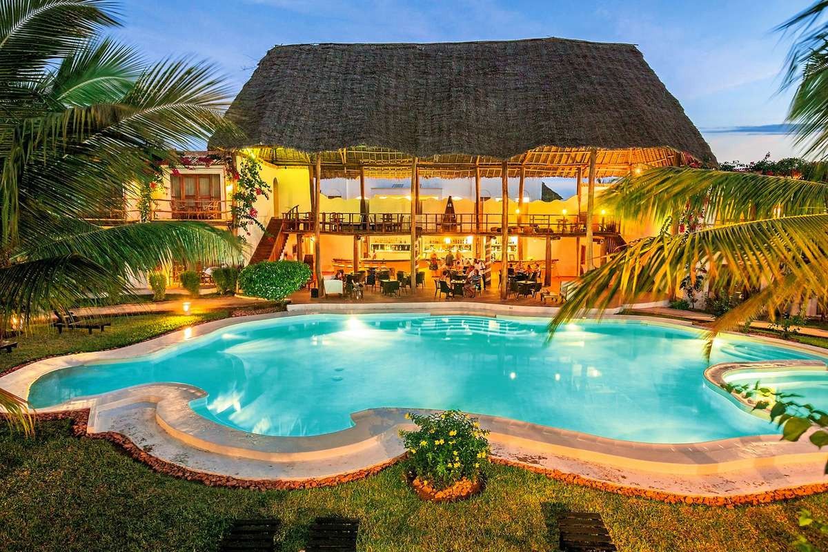 My Blue (Nungwi Beach) - basen