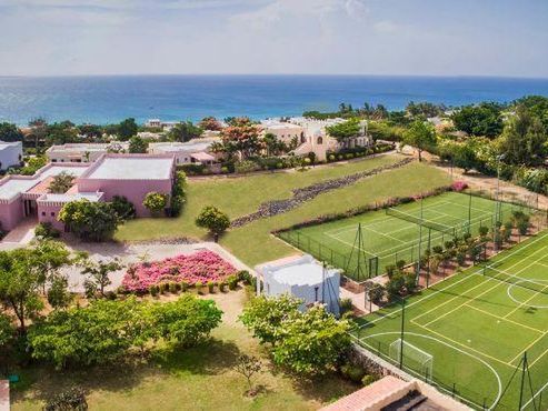teren hotelu, sport i rekreacja, korty tenisowe