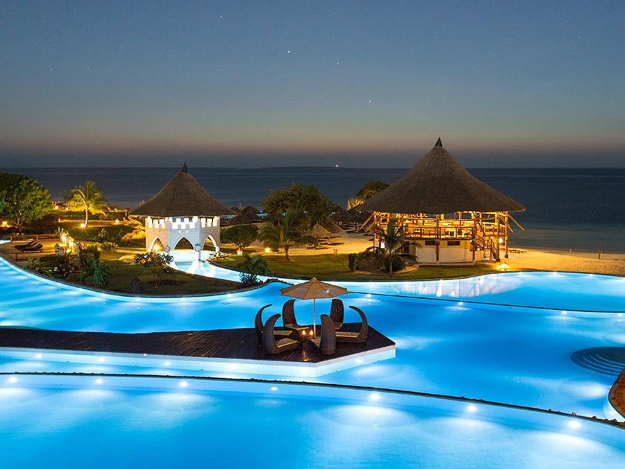 basen, pool bar