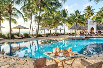 Sultan Sands Island Resort
