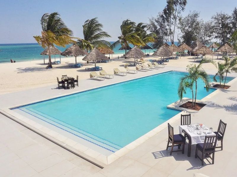 Sunset Kendwa Bungalows 3.