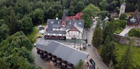 góry, teren hotelu, obiekt