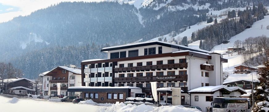 obiekt, budynek główny