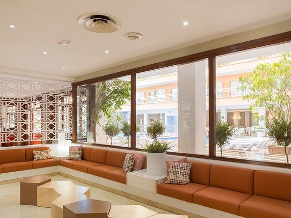 budynek główny, recepcja / lobby