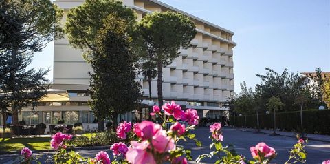 obiekt, budynek główny