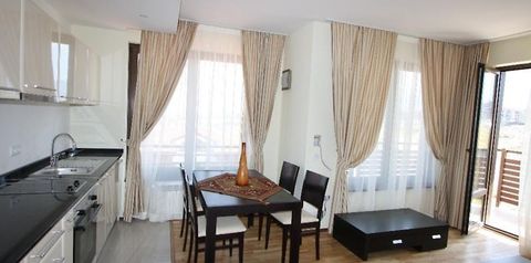 pokój, kuchnia / aneks kuchenny