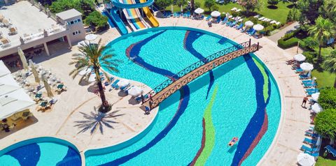 basen, aquapark, zjeżdżalnia