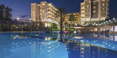 obiekt, teren hotelu, basen