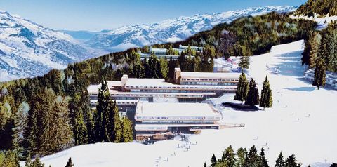 obiekt, budynek główny