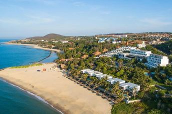 The Cliff Resort & Residence