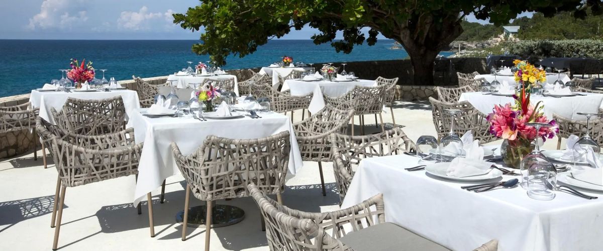 teren hotelu, restauracja, plaża
