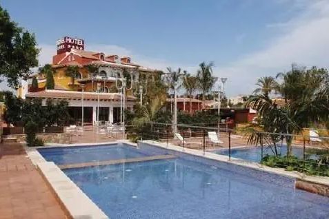 teren hotelu, obiekt, basen