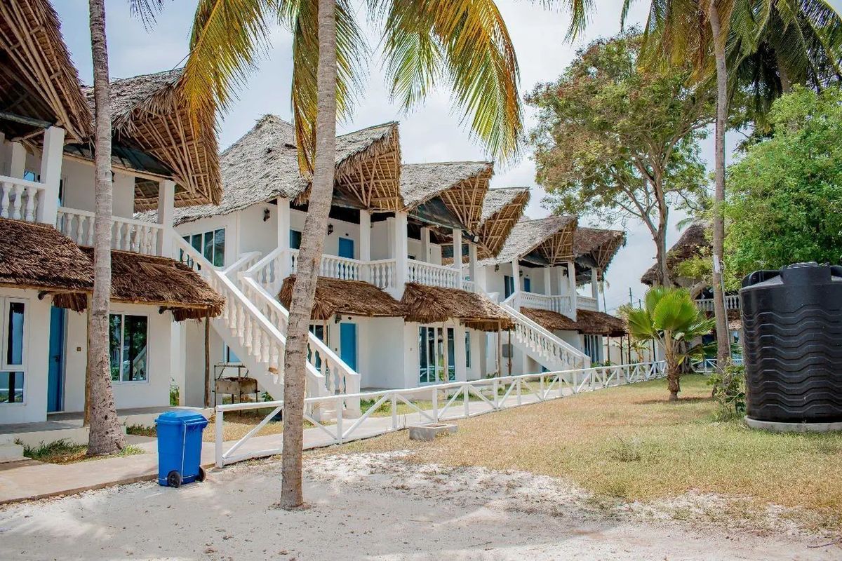 teren hotelu, obiekt