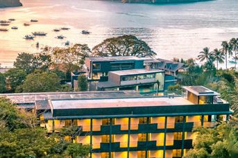 The Funny Lion El Nido