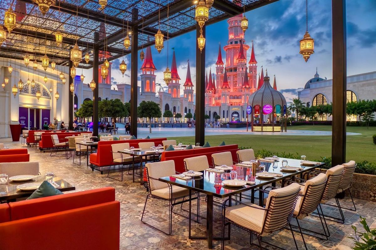 teren hotelu, restauracja