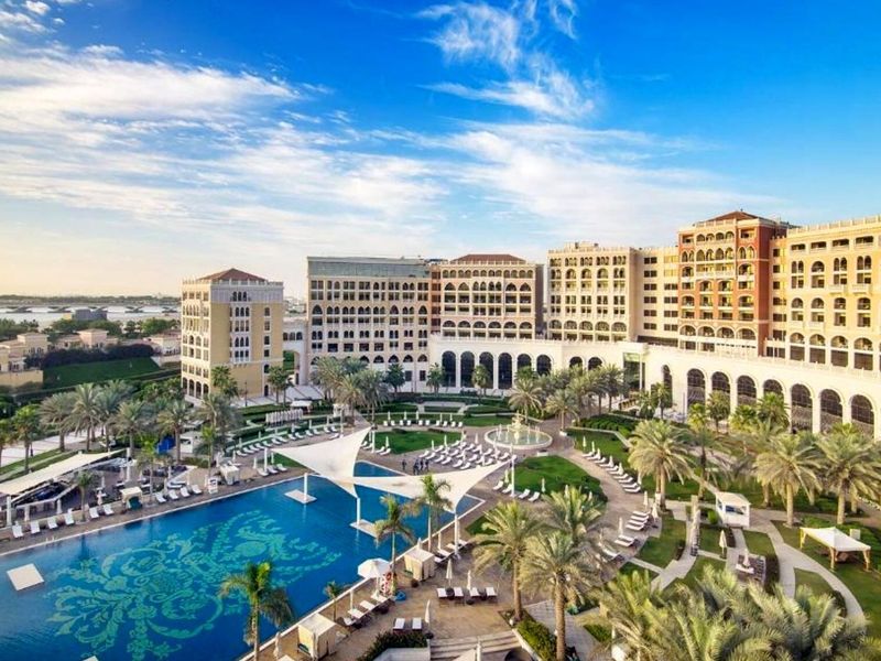 The Ritz Carlton Abu Dhabi Grand Canal