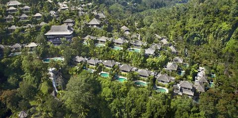 obiekt, teren hotelu