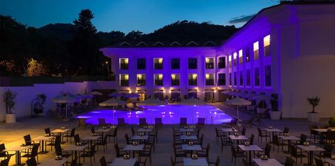 obiekt, teren hotelu, basen