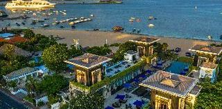 teren hotelu, basen, plaża