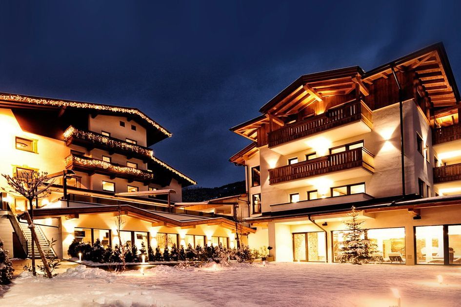 obiekt, teren hotelu