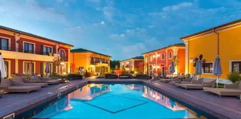 obiekt, teren hotelu, basen