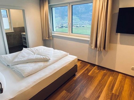 TheView Apartment 4*