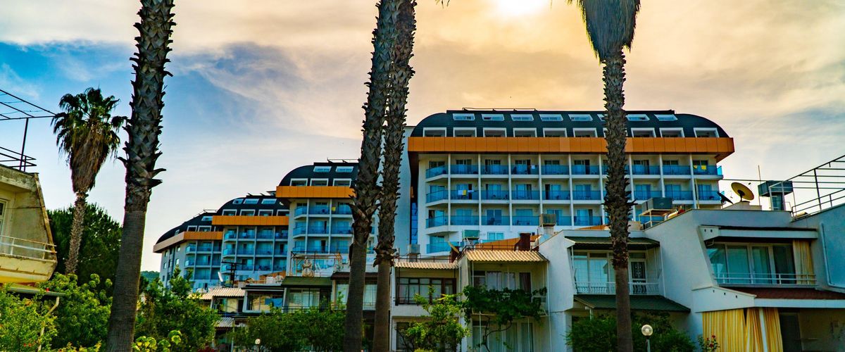 obiekt, budynek główny