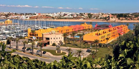 obiekt, teren hotelu, basen