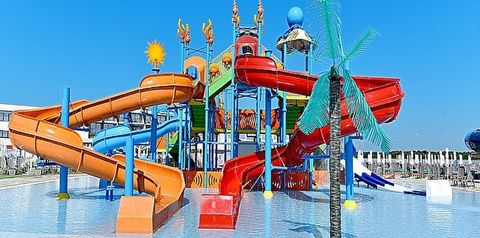 basen, aquapark, zjeżdżalnia
