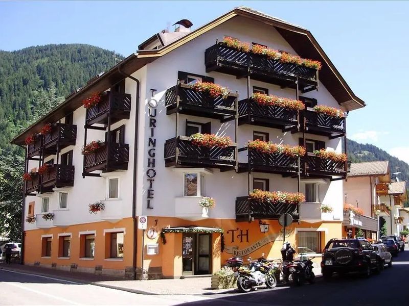 Touring (Predazzo)