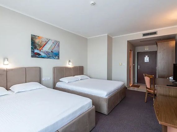 Trakia Plaza Hotel &amp;amp; Apartments 4*