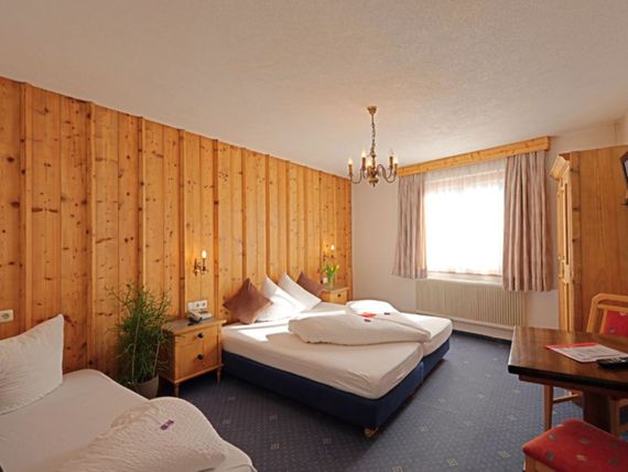 Traube (Fliess) 3*