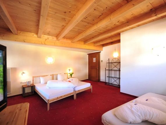 Traube (Fliess) 3*