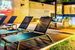 teren hotelu, pool bar