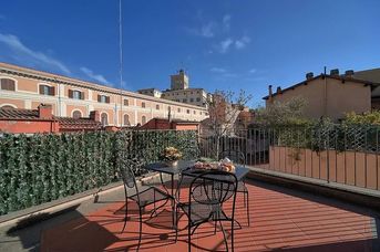 Trevi Palace Luxury Apartments