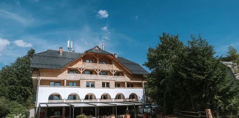 budynek główny, obiekt