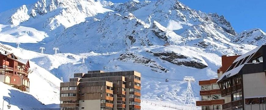 obiekt, teren hotelu