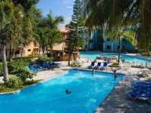 Tropical Casa Laguna
