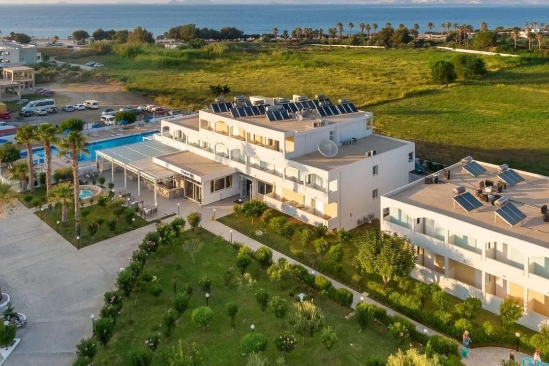 obiekt, teren hotelu