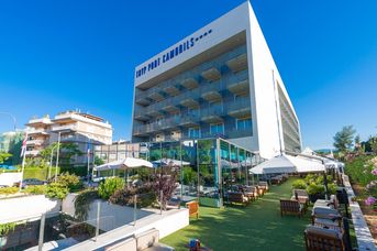 Tryp Port