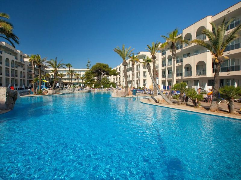 TUI BLUE Alcudia Pins
