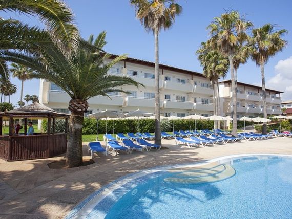 obiekt, teren hotelu, basen