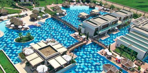 obiekt, teren hotelu, basen