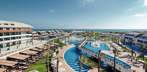 obiekt, teren hotelu, basen