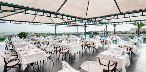 teren hotelu, restauracja, plaża