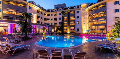 basen, teren hotelu, obiekt