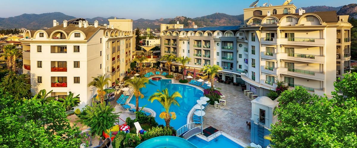 zjeżdżalnia, basen, teren hotelu