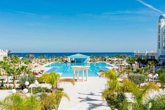 Concorde Green Park Palace