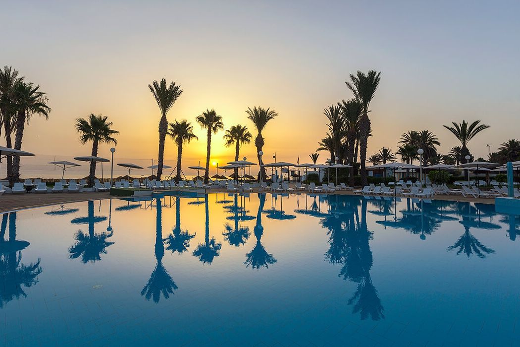 El Mouradi Skanes - basen