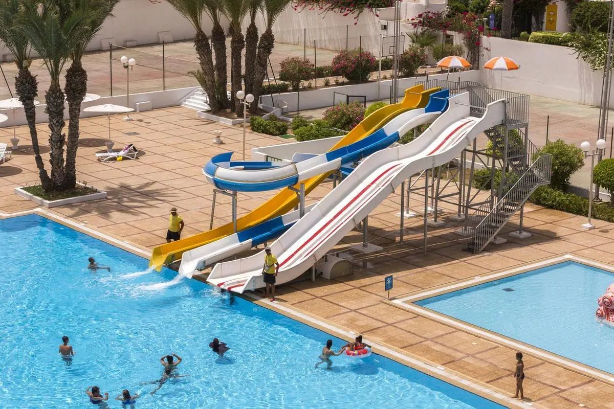 El Mouradi Skanes - basen